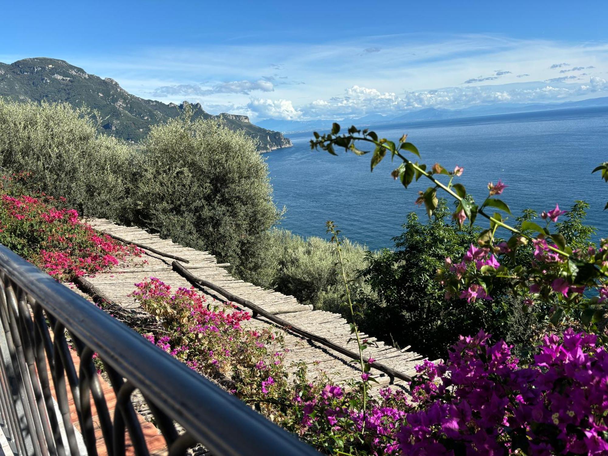 Suite I Limoni Ravello Exterior photo